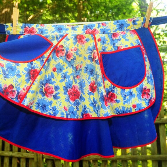 VTG 60s 70s REVERSIBLE Fancy Bright Floral Print Hostess Apron Semi-Circle Shape - Picture 6 of 11